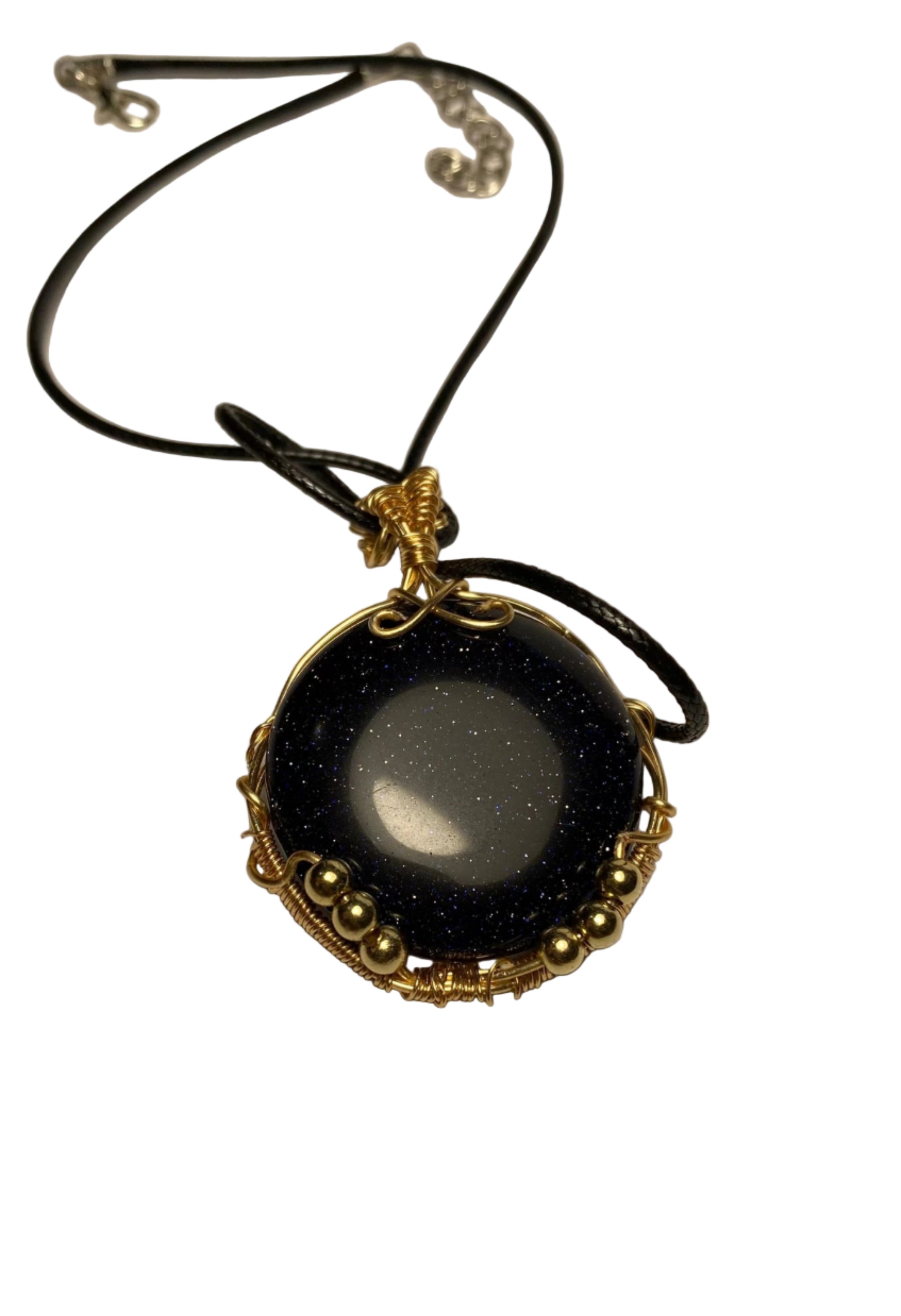 Pandantiv cu Piatra Soarelui și Accente Aurii 30 mm – Placat cu Aur 